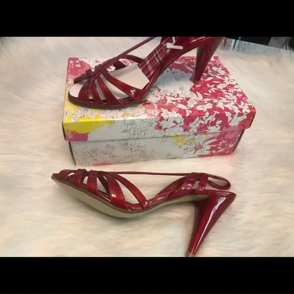 NIB Chinese Laundry “Mitzi” Heels size 8M - Picture 3 of 9